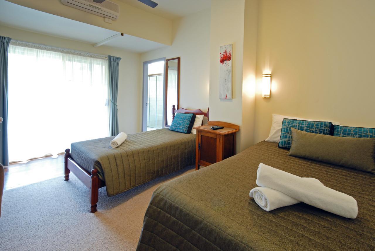 Riverview Boutique Motel Nambucca Heads Bagian luar foto